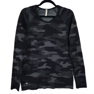 Athleta Women's Speedlight Camo Top Workout Fitted Athletic Long Sleeve sz Lg‎